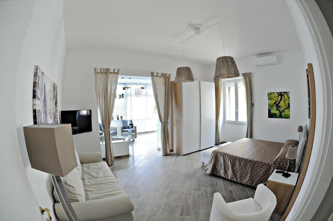 Maison Lumiere Salerno Exteriör bild